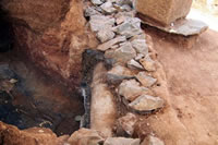 arxaios_tafos