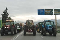 tractors_close