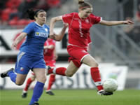 women-football-1